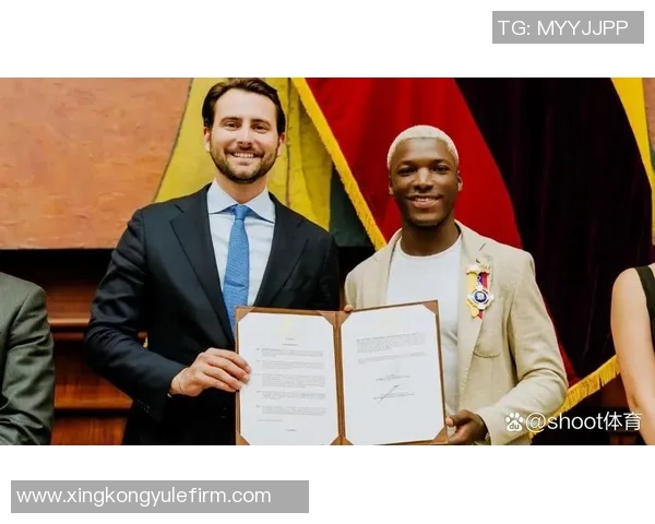 凯塞多荣获全场最佳奖杯队友帕尔默称赞其为传奇球员