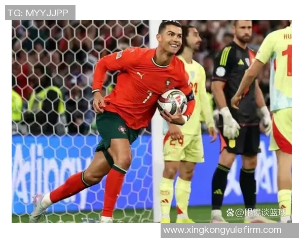 C罗正式入股综合格斗联盟WOWFC助力西班牙体育新篇章