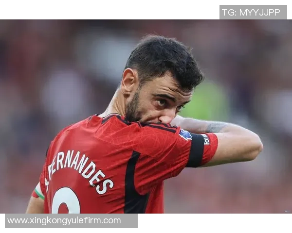 曼联在12月份英超赛场表现不佳近14场比赛输掉9场引发关注