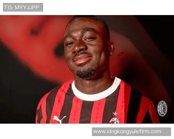 加拉塔萨雷高层将与米兰洽谈福法纳转会事宜米兰要价至少四千万欧元